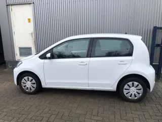 Foto 13 van Volkswagen Up! 1.0 BMT move up! 1E EIG / AIRCO / BLUETOOTH / ZUINIG /