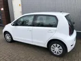 Foto 24 van Volkswagen Up! 1.0 BMT move up! 1E EIG / AIRCO / BLUETOOTH / ZUINIG /