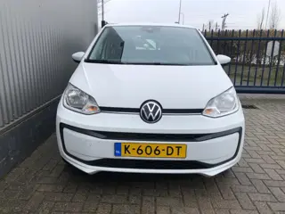 Foto 18 van Volkswagen Up! 1.0 BMT move up! 1E EIG / AIRCO / BLUETOOTH / ZUINIG /