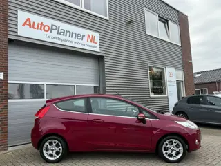 Foto 20 van Ford Fiesta 1.25 Titanium! Clima! Cruise Control! PDC!