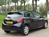 Foto 29 van Peugeot 208 1.6 BlueHDi Active /Navi/Airco/