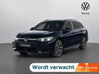 Volkswagen Passat Variant 1.5 eHybrid R-Line Edition 272PK DSG Panoramadak, Trekhaak, Black Style, L