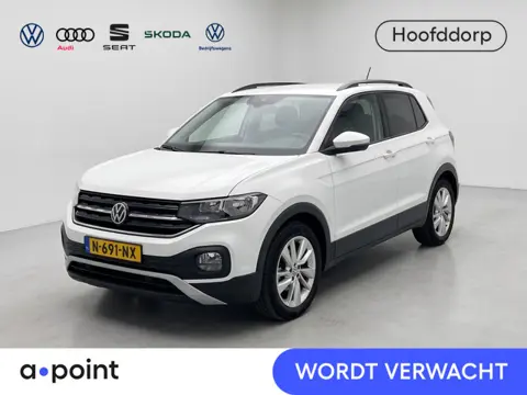 Volkswagen T-Cross 1.0 TSI Life 95 pk | Navigatie | Trekhaak | Parkeersensoren | Adaptieve cruise co