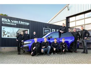 Foto 13 van Kia Niro 1.6 GDi Hybrid DynamicLine | NL-Auto | Dealer Onderhouden