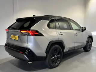 Foto 13 van Toyota RAV4 2.5 Hybrid Executive | Navigatie | LM Velgen 18" | Voorstoelen Verwarmd | PDC Voor en Ac