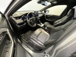 Foto 17 van Toyota RAV4 2.5 Hybrid Executive | Navigatie | LM Velgen 18" | Voorstoelen Verwarmd | PDC Voor en Ac