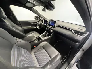 Foto 18 van Toyota RAV4 2.5 Hybrid Executive | Navigatie | LM Velgen 18" | Voorstoelen Verwarmd | PDC Voor en Ac
