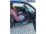 Foto 28 van Ford Fiesta 1.6-16V Futura