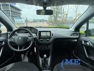 Foto 19 van Peugeot 208 - 1.2 PureTech Blue Lion|Airco|5drs|navi