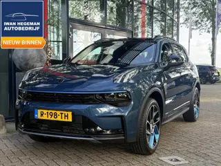 Lynk & Co 01 1.5 | Panoramadak | Climate control | Navigatie | PDC + Camera | Apple CarPlay/Android 
