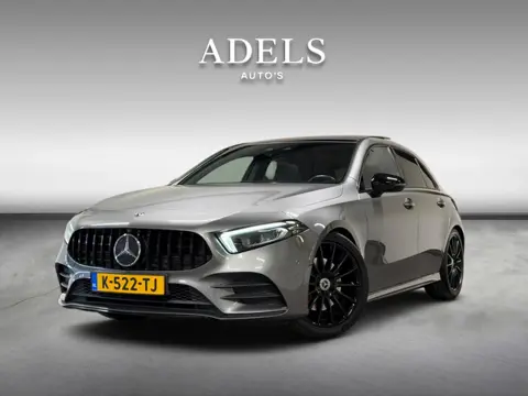 Mercedes-Benz A-Klasse 220 4MATIC Premium Plus AMG Line Panodak Camera Sfeerverlichting Keyless Entr