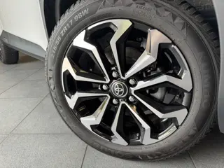 Foto 19 van Toyota Yaris Cross 1.5 Hybrid 130 Dynamic / Winterpack / Metallic Wit