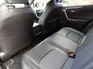 Foto 18 van Toyota RAV4 2.5 Hybrid AWD Bi-Tone|Trekhaak|Camera|JBL|1650KG Trekken