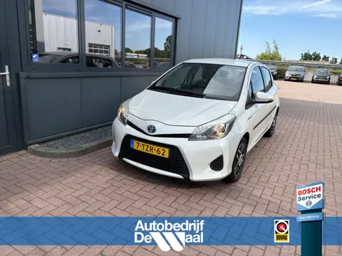 Toyota Yaris 1.5 Hybrid Aspiration Automaat 5-drs. CAMERA/NAVI/CLIMA/CRUISE/TREKHAAK/PARELMOERWIT!