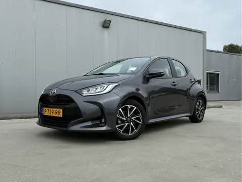 Toyota Yaris 1.5 Hybrid Dynamic Parkeersensoren (bj 2022)