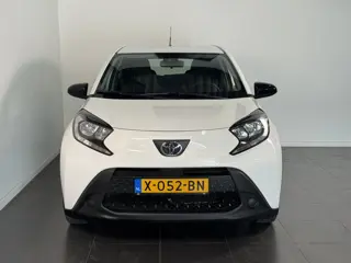 Foto 13 van Toyota Aygo X 1.0 VVT-i MT Play | All Seasons | CarPlay | Achteruitrijcamera |