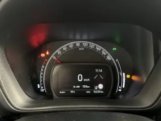 Foto 11 van Toyota Aygo X 1.0 VVT-i MT Play | All Seasons | CarPlay | Achteruitrijcamera |