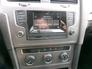 Foto 17 van Volkswagen Golf 1.2 TSI Trendline (bj 2013)
