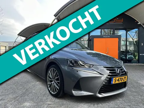 Lexus IS 300h Luxury Line 100% Lexus Dealer Onderhouden Rijklaarprijs!