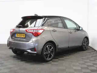 Foto 18 van Toyota Yaris 1.5 Hybrid Bi-Tone Plus CLIMATE | LMV16 | AFNBTREKHAAK | CRUISE | LED | NAVI | CAMERA |