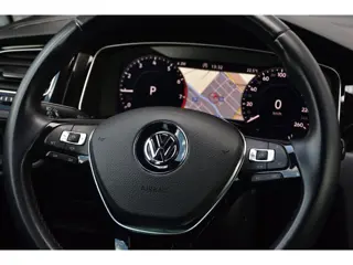 Foto 17 van Volkswagen Golf 1.5 TSI DSG Automaat Join Digitale Cockpit, Keyless, Camera, Navi, Stoelverwarming