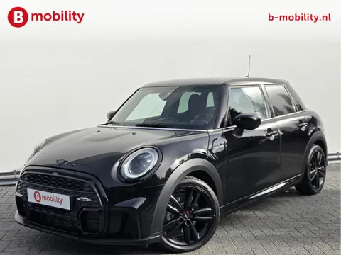 MINI Cooper 1.5 John Cooper Works 5-Drs. JCW Sportstoelen BTW Auto! | Apple CarPlay | Navigatie | DA