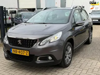 Peugeot 2008 1.2 PureTech Blue Lion Aut. Navi Airco Trekhaak!