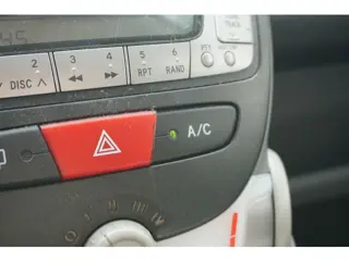 Foto 14 van Toyota Aygo 1.0-12V | AIRCO | APK 12-08-2027 | NL AUTO N.A.P. |