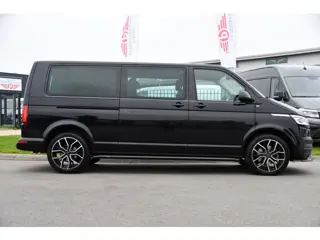 Foto 11 van Volkswagen Transporter 2.0 TDI L2H1 32 DC Caravelle Virtual, Adaptieve Cruise, Carplay, LED, 204pk,