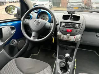 Foto 15 van Toyota Aygo 1.0-12V | 5 deurs + Airco nu €3.450,-!!