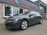 Foto 25 van Volkswagen Golf 1.0 TSI Life Business Lesauto! Trekhaak! Nette Staat! Carplay! Navigatie! LED!