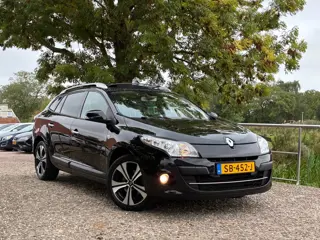 Renault Mégane Estate 1.4 TCe BOSE | Open dak + Navi + Cruise nu €3.975,-!!