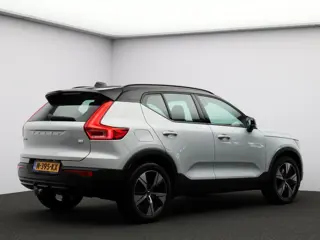 Foto 12 van Volvo XC40 T4 Recharge R-Design / Trekhaak / Adaptive Cruise / Stoel+Stuurverwarming / Keyless / Car