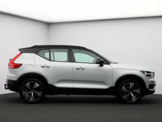 Foto 14 van Volvo XC40 T4 Recharge R-Design / Trekhaak / Adaptive Cruise / Stoel+Stuurverwarming / Keyless / Car