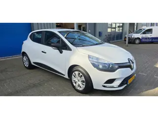 Foto 15 van Renault Clio 0.9 TCe Life 90PK Airco Cruise Bleutooth NAP Elec pakket