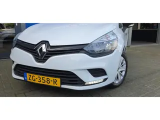 Foto 16 van Renault Clio 0.9 TCe Life 90PK Airco Cruise Bleutooth NAP Elec pakket