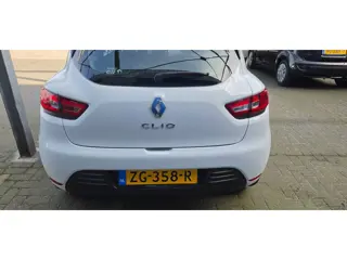 Foto 20 van Renault Clio 0.9 TCe Life 90PK Airco Cruise Bleutooth NAP Elec pakket