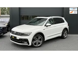 Volkswagen Tiguan 1.5 TSI ACT 3x R-Line Pano|Keyless|Camera|Sfeer