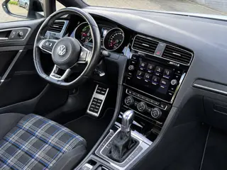 Foto 13 van Volkswagen GOLF 1.4 TSI PHEV GTE XENON|PDC|LED