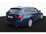 Foto 26 van BMW 3 Serie Touring 320e HYBRID AUT. BUSINESS SPORT LEDER/CAMERA/CARPLAY