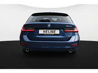 Foto 11 van BMW 3 Serie Touring 320e HYBRID AUT. BUSINESS SPORT LEDER/CAMERA/CARPLAY