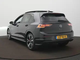 Foto 18 van Volkswagen Golf GTE 1.5 eHybrid 200 kW / 272 PK Hatchback 6 versn. 272PK | Panodak | Camera | ACC |