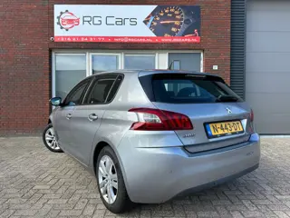 Foto 20 van Peugeot 308 1.2 VTi Access / Navi / PDC / Clima / Cruise