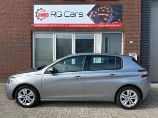 Foto 16 van Peugeot 308 1.2 VTi Access / Navi / PDC / Clima / Cruise