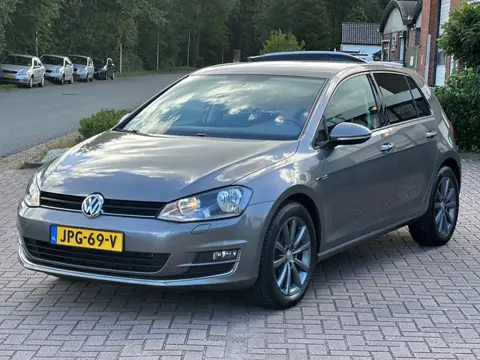 Volkswagen GOLF 1.2 TSI Business Edition Connected