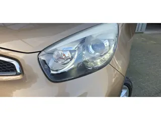 Foto 16 van Kia Picanto 1.2 85PK VOL AUTOMAAT UNIEK 33000KM! Veel opties!