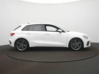 Foto 18 van Audi A3 Sportback 30 TFSI S edition S-Line | Navi | Climate | LED