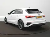 Foto 25 van Audi A3 Sportback 30 TFSI S edition S-Line | Navi | Climate | LED