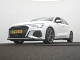 Foto 23 van Audi A3 Sportback 30 TFSI S edition S-Line | Navi | Climate | LED
