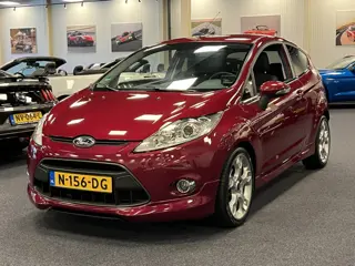 Foto 17 van Ford Fiesta 1.6 Sport X-Pack | Airco | Cruise | Navi | 17inch | PDC